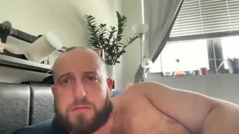 sexxfreak21 online show from December 7, 5:15 pm