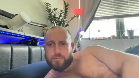 sexxfreak21 online show from December 8, 3:56 pm