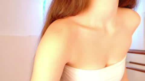 Hannah Monica Annie Andrea Eva Lina online show from July 29, 8:25 am