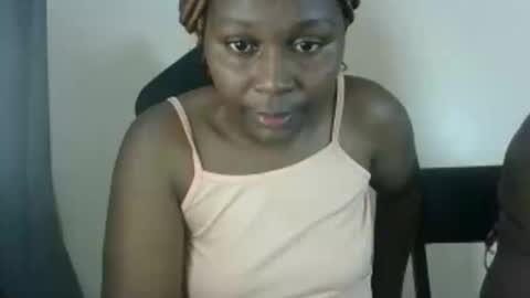 Snapshot of sexxy_amira chatting on October 13, 12:18 pm sexxy_amira online show from October 13, 12:18 pm