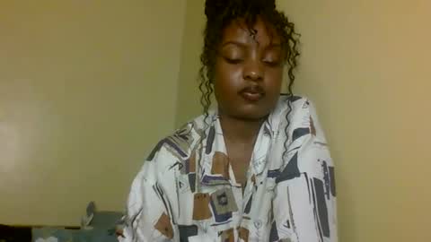 Snapshot of sexxy_daisyy chatting on October 27, 7:19 am sexxy_daisyy online show from October 27, 7:19 am