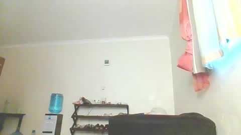 Snapshot of sexxy_thick_ebony chatting on September 17, 7:01 am Sweet doll  online show from September 17, 7:01 am