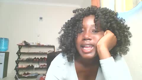 Snapshot of sexxy_thick_ebony chatting on September 16, 7:00 am Sweet doll  online show from September 16, 7:00 am
