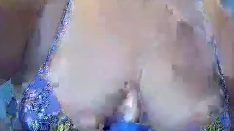 misslovely j online show from March 4, 10:46 am