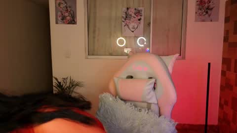  Angie   online show from February 27, 11:17 am