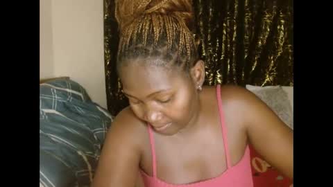 sexxypritty online show from October 28, 7:04 pm