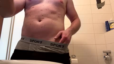 sexy30031986 online show from March 11, 7:46 am