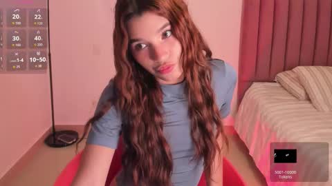 Snapshot of sexy_dreams19 chatting on October 21, 2:16 am My name is Keyty H. Welcome  online show from October 21, 2:16 am