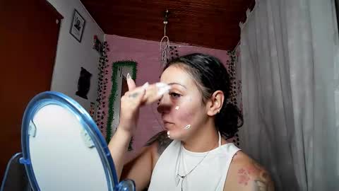 sexy lolas online show from September 11, 4:58 am