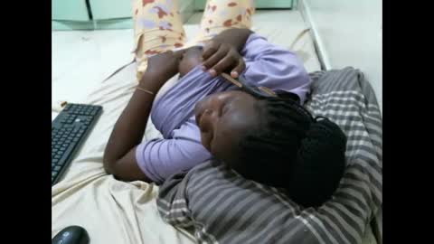 sexy_lunah online show from February 9, 7:41 pm