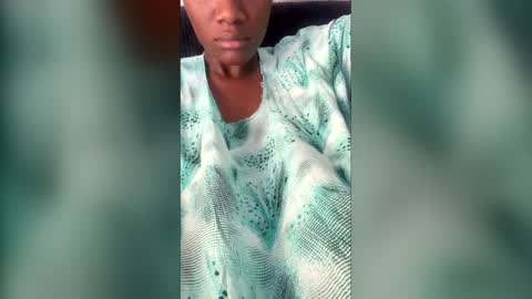 Nyla online show from April 12, 12:42 pm