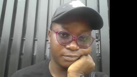 zoe online show from October 29, 9:55 am