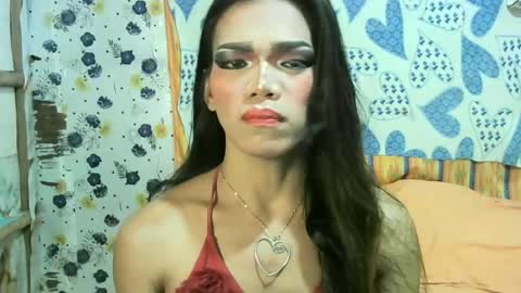 scarlet online show from June 18, 12:10 pm