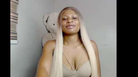 sophia online show from February 15, 8:24 am