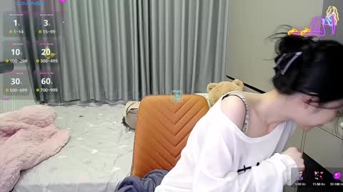 Ella online show from December 11, 3:56 am