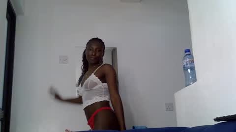 Im Zola online show from July 28, 8:52 pm