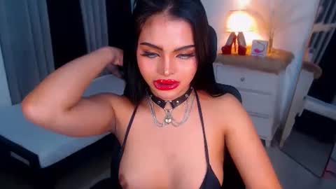 YOUR MISTRESS GODDESSS ADRIANA online show from February 4, 6:14 am
