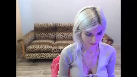 sexybeatriice online show from October 5, 6:22 am