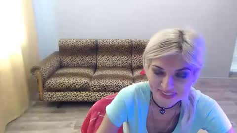 sexybeatriice online show from September 20, 7:00 am