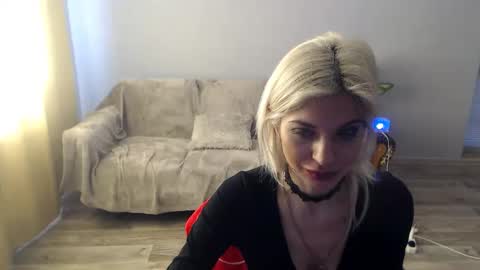 sexybeatriice online show from March 26, 7:24 am