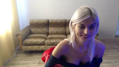 sexybeatriice online show from September 24, 7:04 am