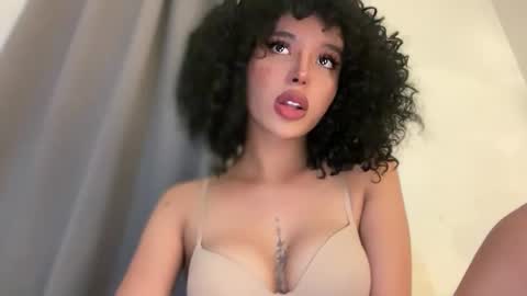 Seraphina Blaze online show from February 8, 10:19 am