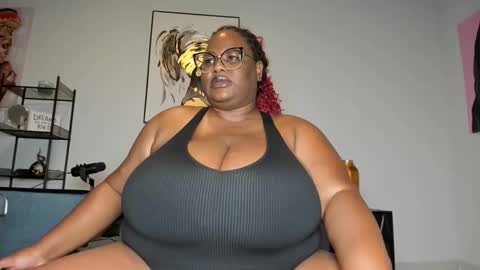 sexyblackhugetits online show from November 29, 4:14 pm
