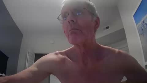 Mickie online show from May 5, 3:13 am