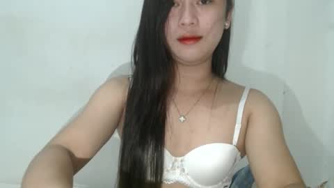 Snapshot of sexycale23 chatting on October 16, 5:23 pm hunting CALEfornian online show from October 16, 5:23 pm