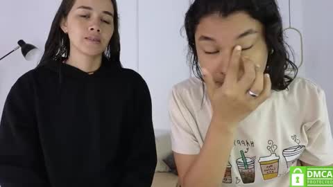 chanell and yina online show from November 21, 1:31 pm