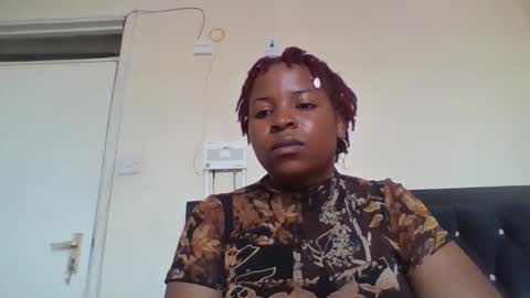 sexydivaslut_2 online show from April 8, 8:50 am