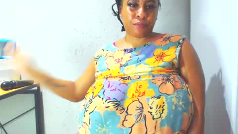 sexyebonylove89 online show from January 15, 12:30 am