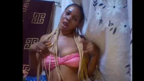 Snapshot of sexyeye368293 chatting on October 22, 9:05 pm sexyeye368293 online show from October 22, 9:05 pm