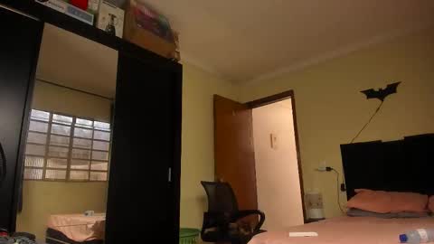 chris online show from March 3, 4:47 pm