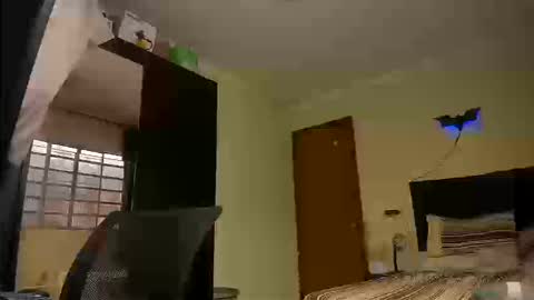 Snapshot of sexyflightz chatting on September 19, 4:22 pm chris online show from September 19, 4:22 pm