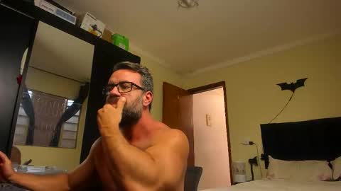 Snapshot of sexyflightz chatting on October 29, 4:31 pm chris online show from October 29, 4:31 pm