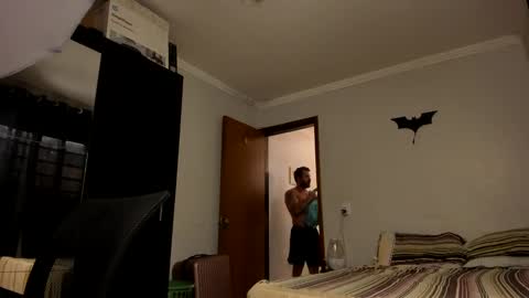 Snapshot of sexyflightz chatting on January 11, 6:33 pm chris online show from January 11, 6:33 pm