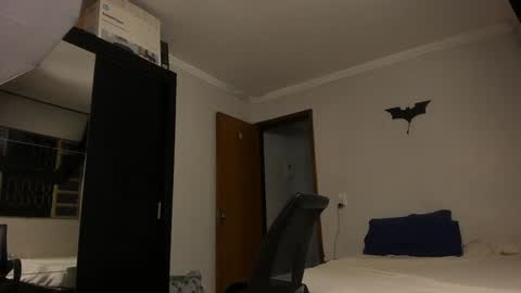 Snapshot of sexyflightz chatting on February 26, 1:46 am chris online show from February 26, 1:46 am