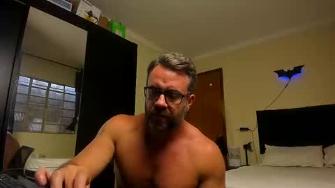 Snapshot of sexyflightz chatting on October 17, 6:56 pm chris online show from October 17, 6:56 pm