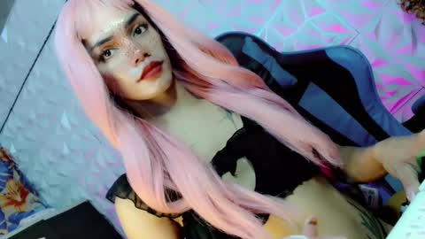 sexyhotbabe18 online show from February 20, 10:27 am