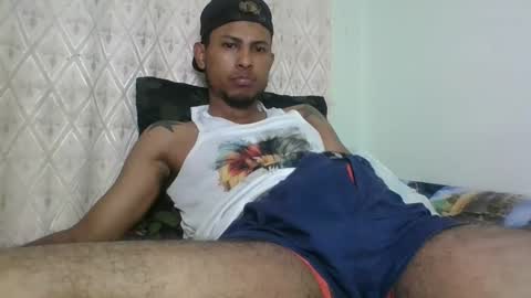 Snapshot of sexyleon69 chatting on January 29, 8:25 pm Sexy leon online show from January 29, 8:25 pm