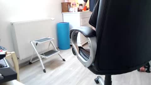 Vincent Vega online show from March 7, 2:45 pm