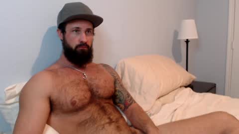 Snapshot of sexymanmk26 chatting on January 15, 12:30 am lets go private  im ready to play pvt cum online show from January 15, 12:30 am