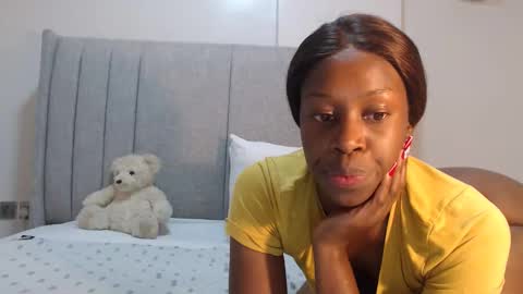 sexymonalisa1 online show from May 16, 10:36 am