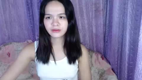 ella online show from September 15, 7:32 am