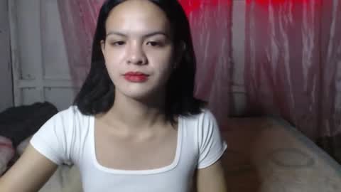 ella online show from December 12, 10:13 am