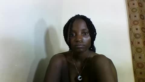 VIVIAN online show from February 17, 2:06 pm