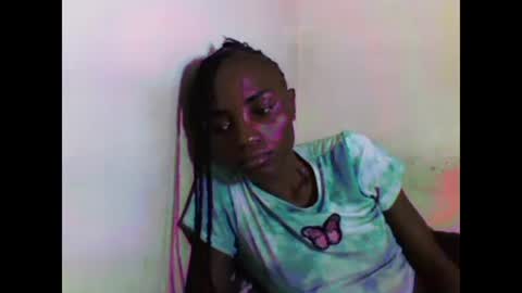 VIVIAN online show from March 7, 4:45 am