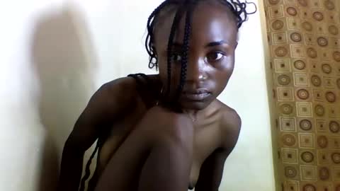 VIVIAN online show from March 8, 8:22 am