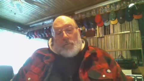 Grizz Lee Bear online show from January 15, 10:49 am